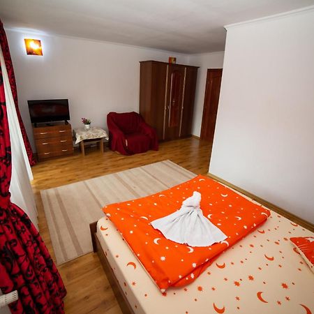 Casa Binu Hotel Arieşeni Eksteriør billede
