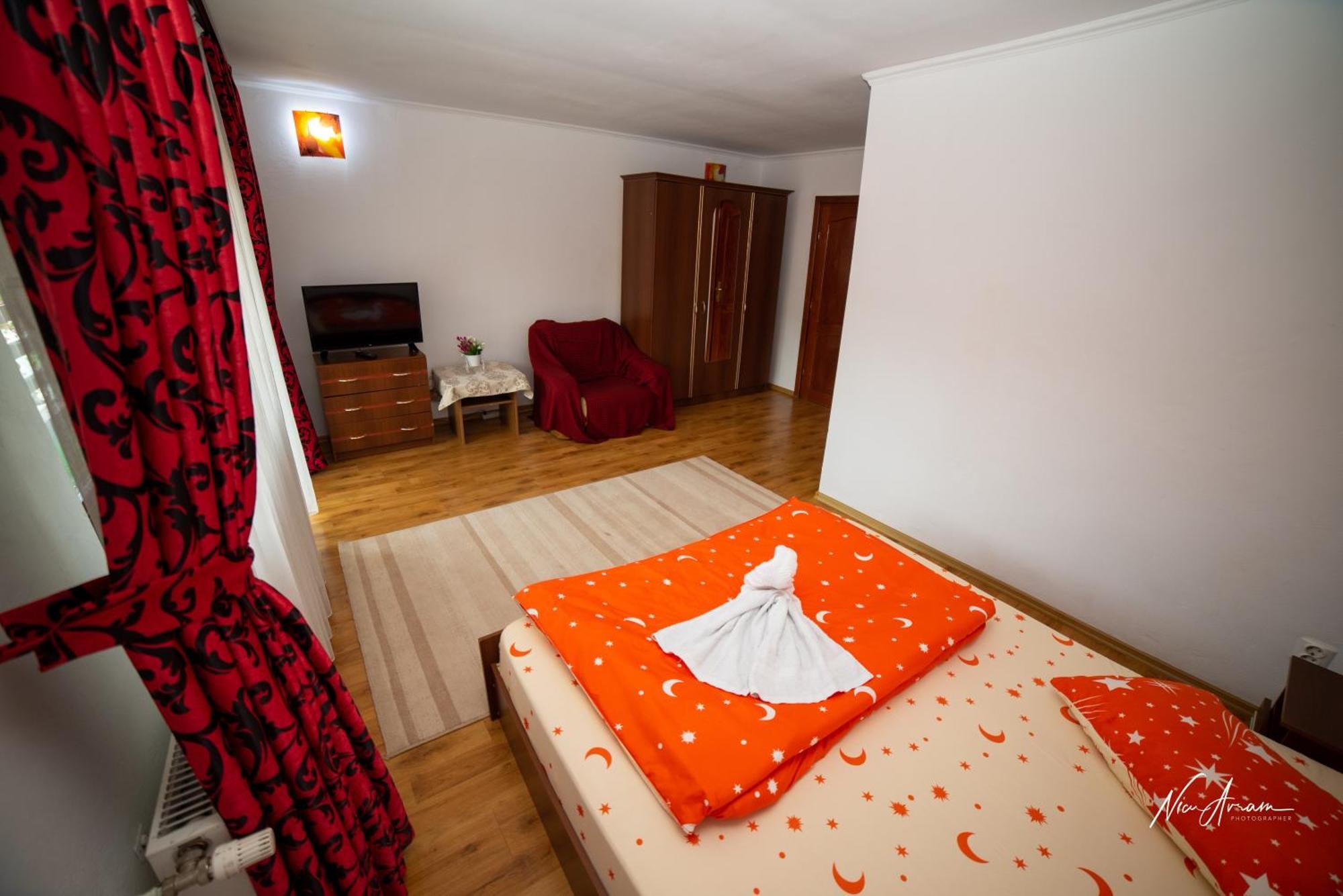 Casa Binu Hotel Arieşeni Eksteriør billede
